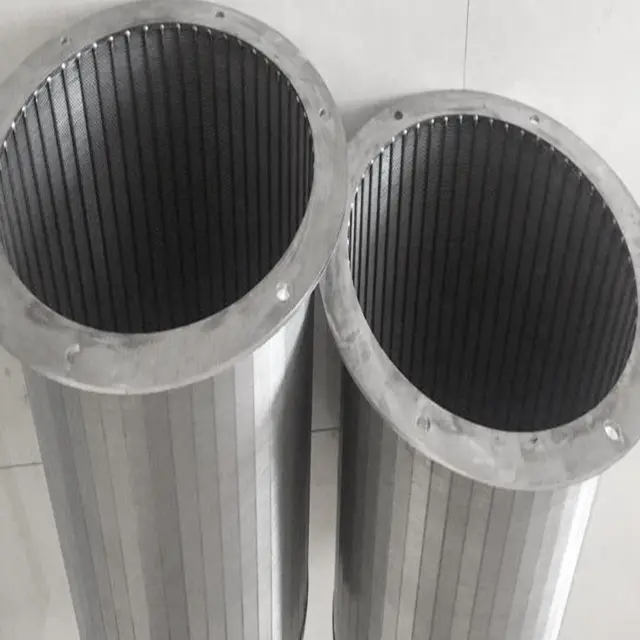 Acciaio inossidabile contro acciaio al carbonio negli schermi a cuneo